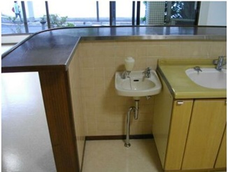 CREMメゾンキッチン裏